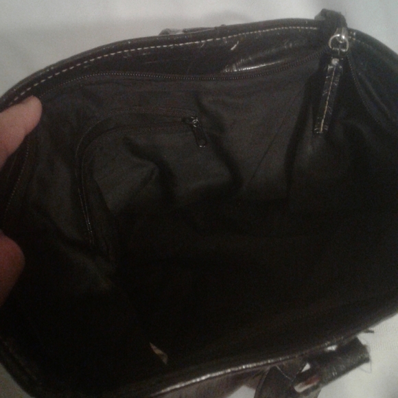 Faux leather tote - Picture 2 of 2